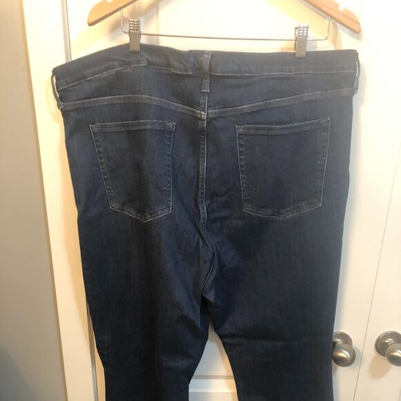 Banana Republic Flare Jeans - Picture 5 of 11
